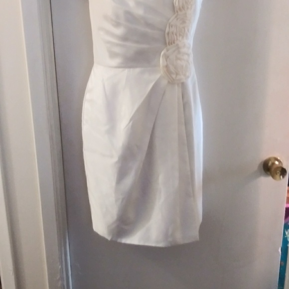 White Cocktail Dress - Picture 4 of 4